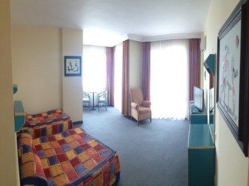 Angel Beach Hotel Tosmur Экстерьер фото